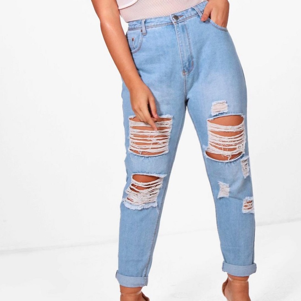 Ripped Mom Jeans